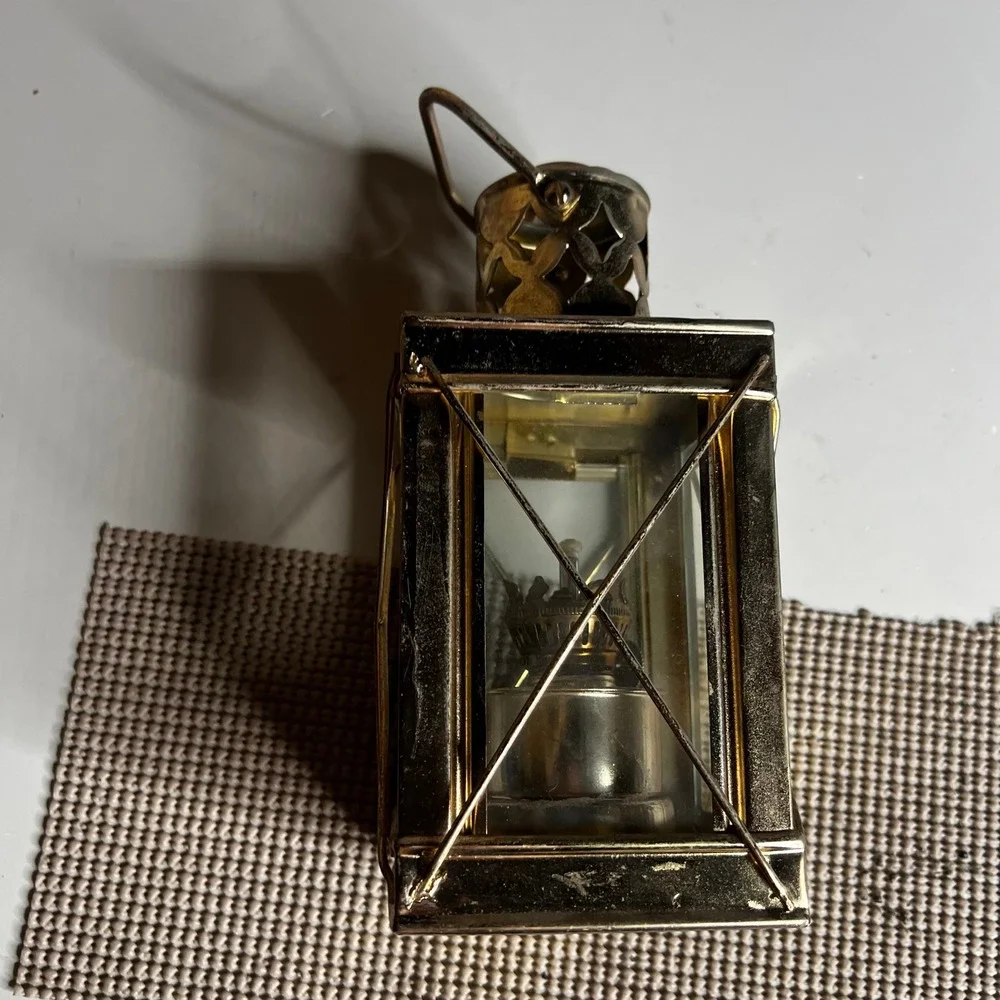 Vintage Brass Tone Glass Oil Lantern Nautical Ship Style Kerosene Lamp 7.5in